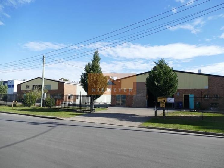 Click to view all images Ingleburn NSW 2565 - Image 1