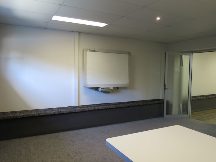 Click to view all images 948 New Cleveland Road Tingalpa QLD 4173 - Image 3