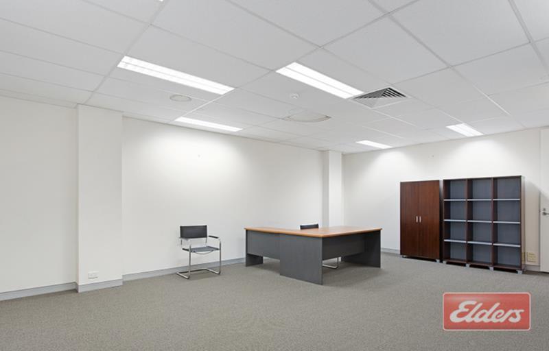 Click to view all images Milton QLD 4064 - Image 3