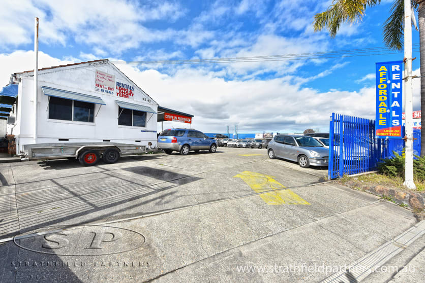 Click to view all images 47 Woodville Road Chester Hill NSW 2162 - Image 3