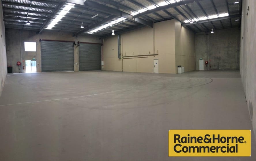 Click to view all images Warehouse/528 Sherwood Road Sherwood QLD 4075 - Image 2