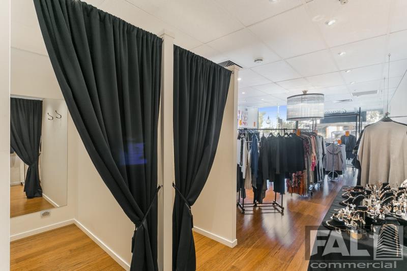 Click to view all images Shop 6/151 Baroona Road Paddington QLD 4064 - Image 3