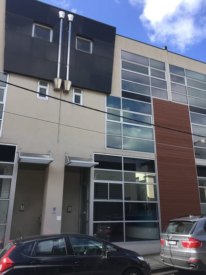 Click to view all images 11 Yarra Street South Melbourne VIC 3205 - Image 2