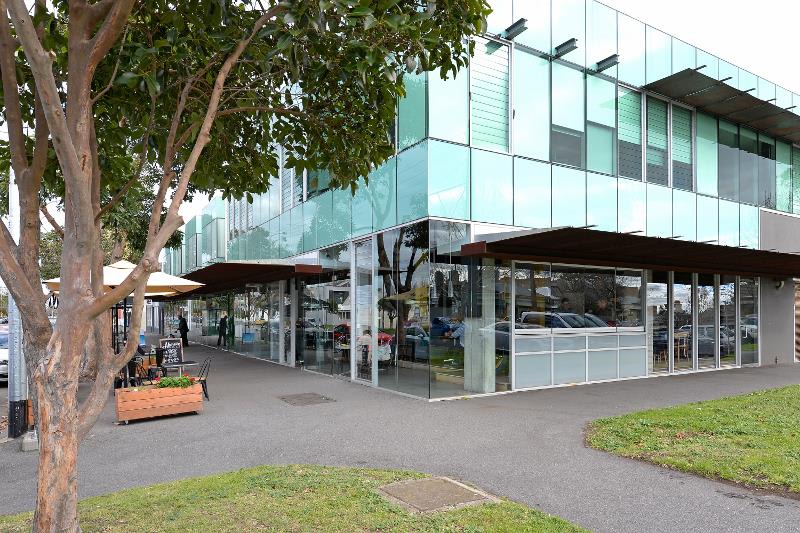 Click to view all images 36 Mills Street Albert Park VIC 3206 - Image 3