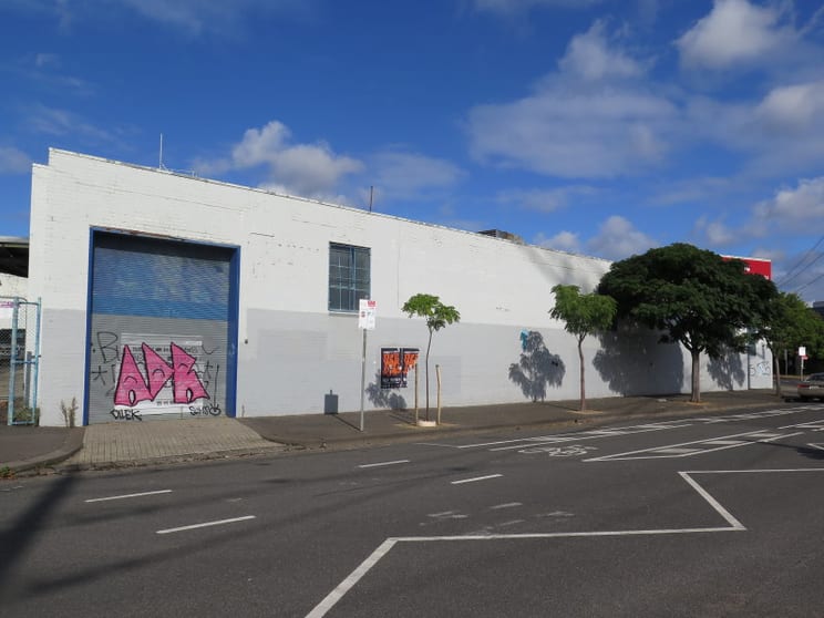 Click to view all images 81 Ireland Street West Melbourne VIC 3003 - Image 2