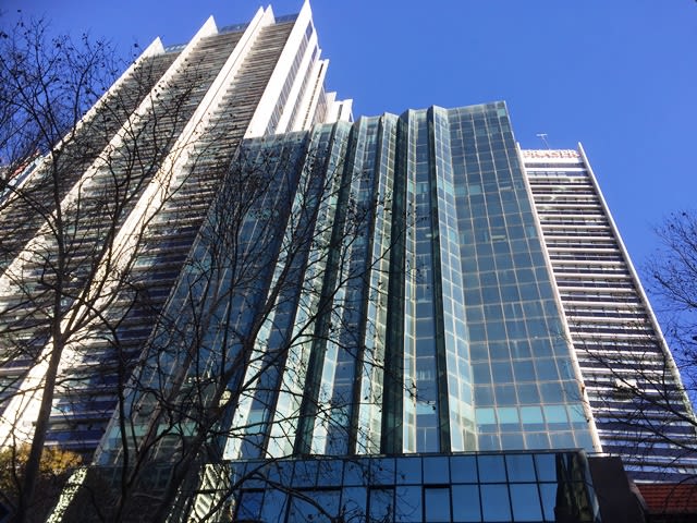 Click to view all images Suite 608/99 Bathurst Street Sydney NSW 2000 - Image 1
