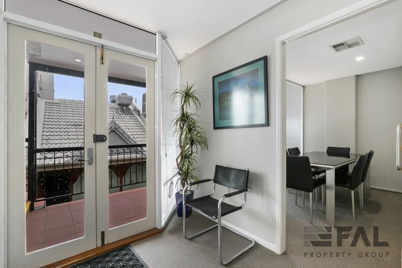 Click to view all images Unit 23/20 Park Road Milton QLD 4064 - Image 3