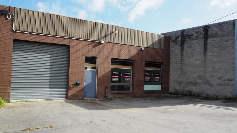 Click to view all images 17 Pickett Street Dandenong VIC 3175 - Image 3