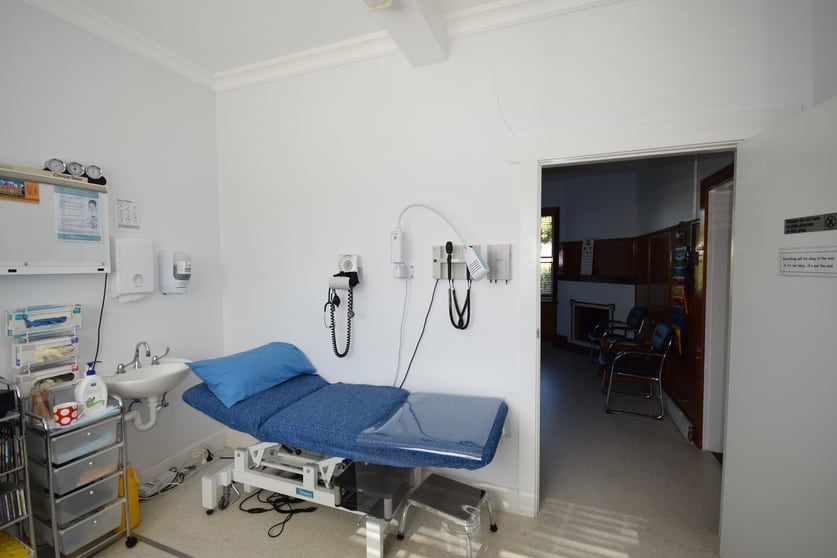 Click to view all images 137 Russell Street - Suite 3 Toowoomba City QLD 4350 - Image 3