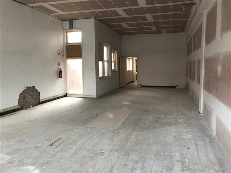 Click to view all images 239 High Street Ashburton VIC 3147 - Image 3