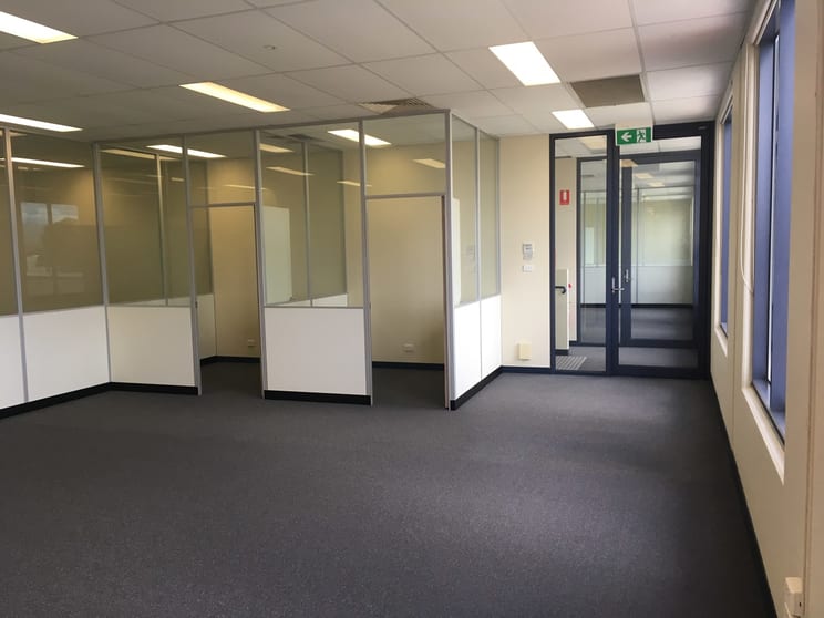 Click to view all images Unit 1/32-34 Little Boundary Rd Laverton North VIC 3026 - Image 3