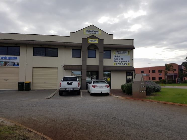 Click to view all images 4/1 Mulgul Road Malaga WA 6090 - Image 3