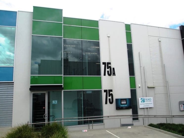 Click to view all images 75 Stubbs Street Kensington VIC 3031 - Image 1
