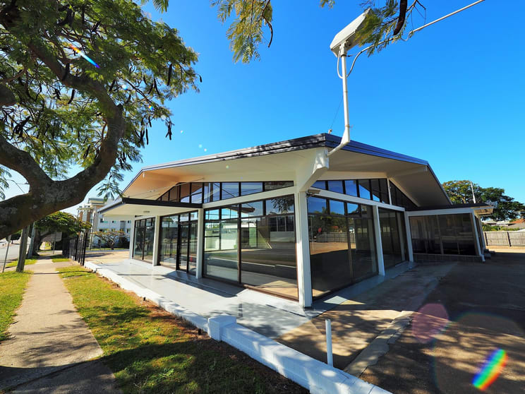 Click to view all images 444 Oxley Avenue Redcliffe QLD 4020 - Image 1