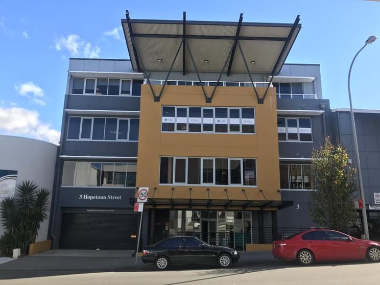 Click to view all images Level 1 Suite 2/3 Hopetoun Street Charlestown NSW 2290 - Image 1