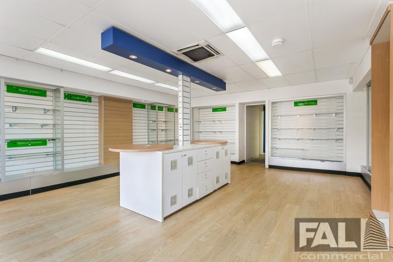 Click to view all images Unit 2/37 Station Road Indooroopilly QLD 4068 - Image 3