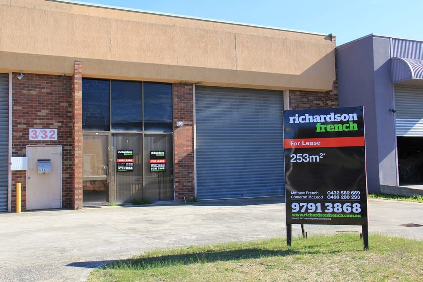 Click to view all images 4/32 Stephen Road Dandenong South VIC 3175 - Image 1