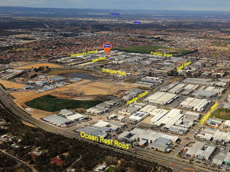 Click to view all images 30 Darlot Road Landsdale WA 6065 - Image 3