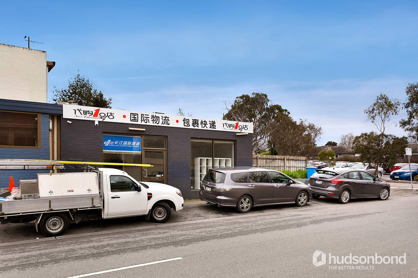 Click to view all images 2/1128 Burke Road Balwyn North VIC 3104 - Image 1
