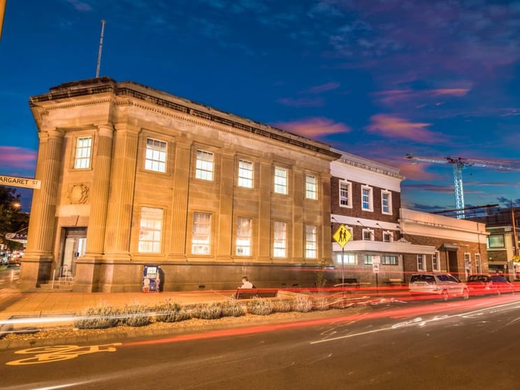 Click to view all images 431 Ruthven Street Toowoomba QLD 4350 - Image 2