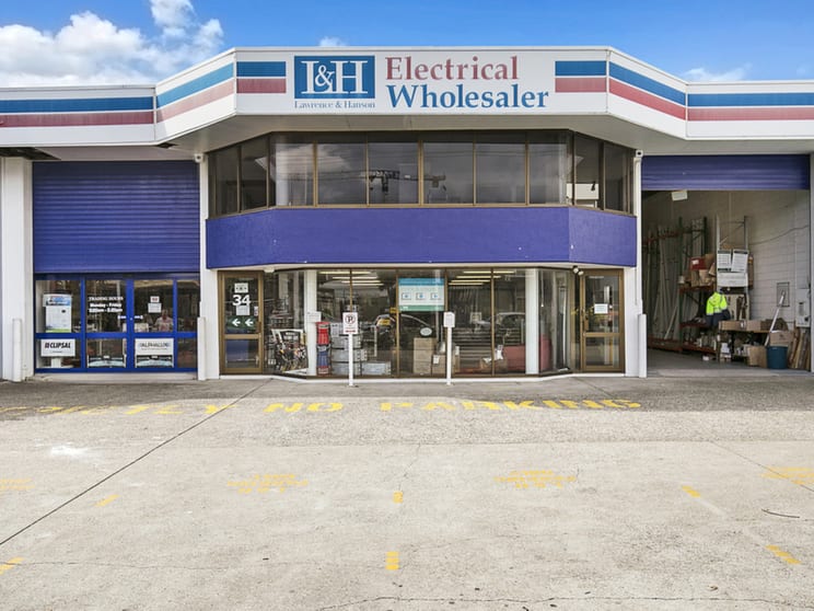 Click to view all images 34 Chester Street Newstead QLD 4006 - Image 3