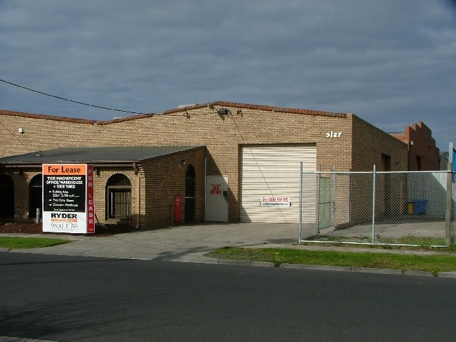 Click to view all images 5/27 Winterton Road Clayton VIC 3168 - Image 1