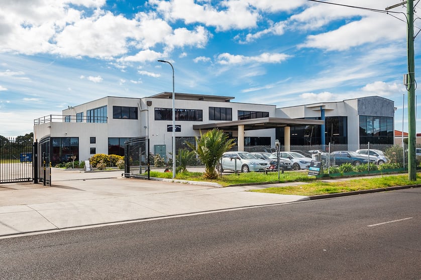 Click to view all images 100 Forrest Street Ardeer VIC 3022 - Image 1