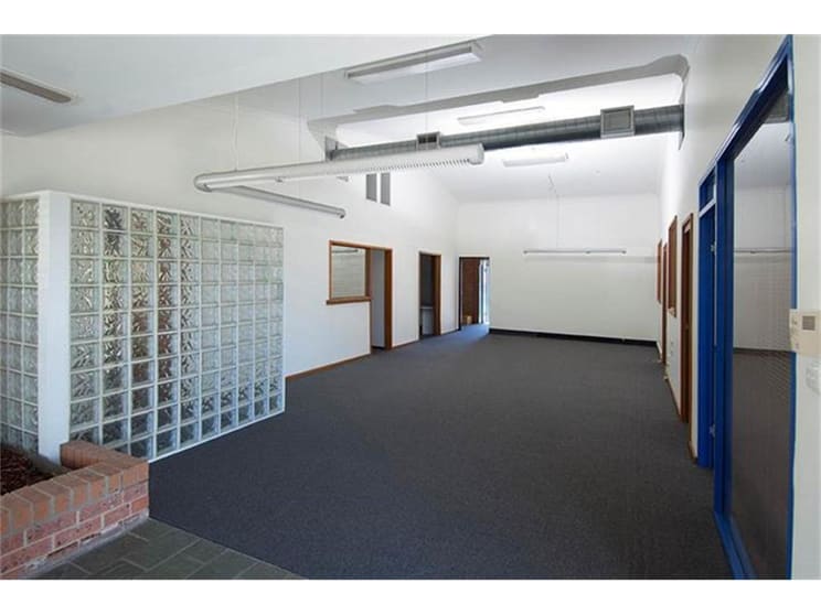 (Building/16-18 Christo Road Georgetown NSW 2298 - Image 2