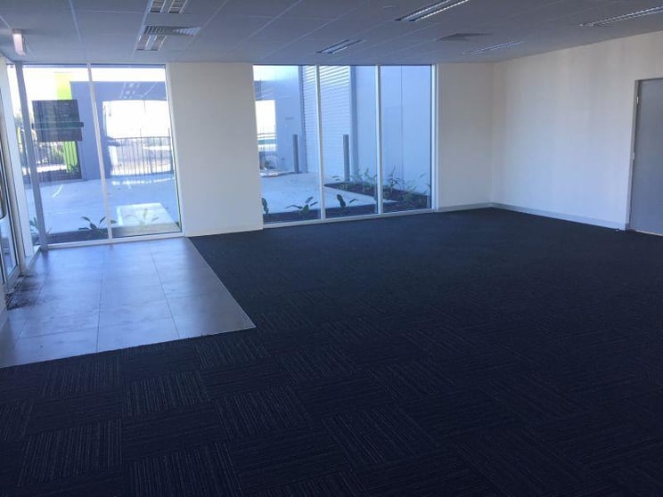 Click to view all images Unit 4/18 Sharnet Circuit Pakenham VIC 3810 - Image 2
