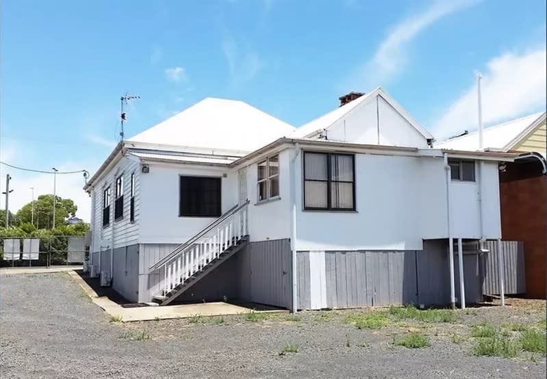 Click to view all images 8 Station Street Toowoomba City QLD 4350 - Image 1