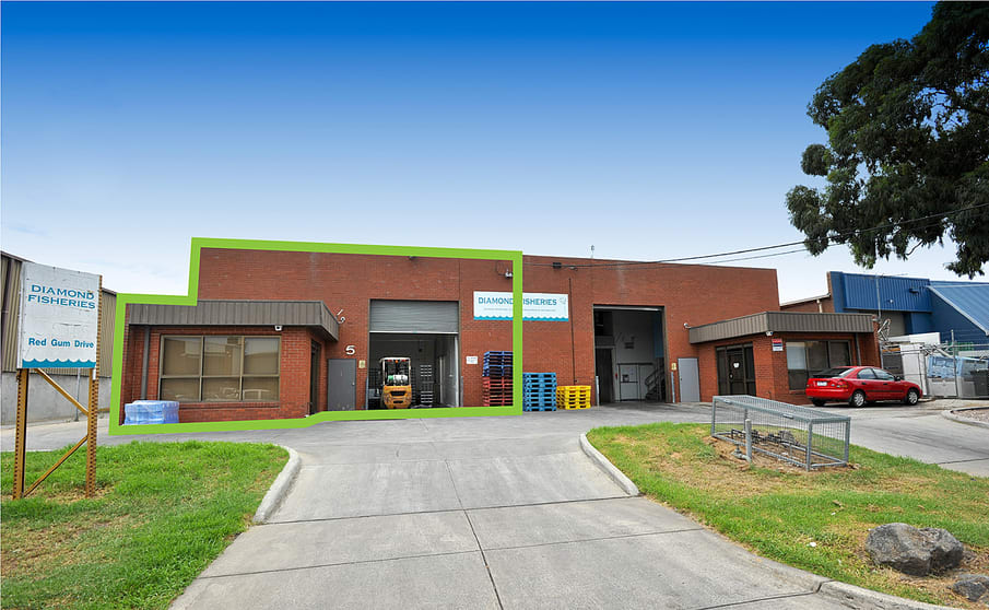 Click to view all images 5a Redgum Drive Dandenong VIC 3175 - Image 1