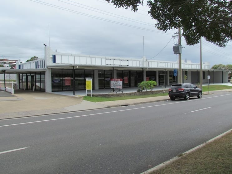 Click to view all images 13 Dawson Road Gladstone Central QLD 4680 - Image 3