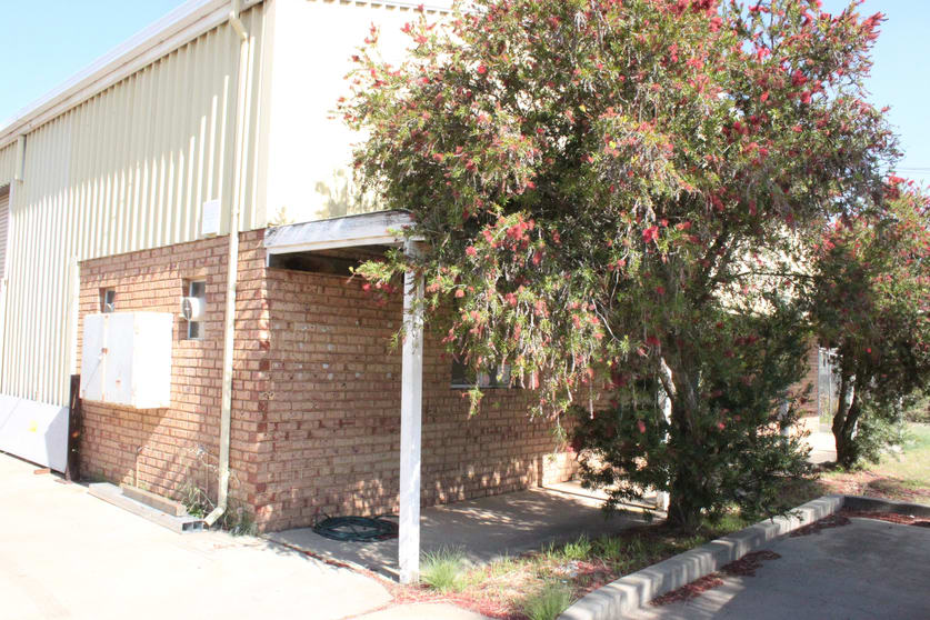 Click to view all images Unit 3, 34 Stanhope Gardens Midvale WA 6056 - Image 2