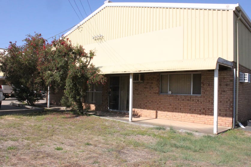 Click to view all images Unit 3, 34 Stanhope Gardens Midvale WA 6056 - Image 1