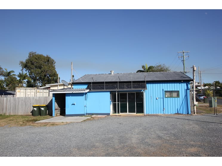 Click to view all images 24 Tanby Road Yeppoon QLD 4703 - Image 3