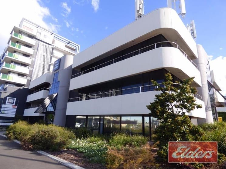 Click to view all images 141 Logan Road Woolloongabba QLD 4102 - Image 1
