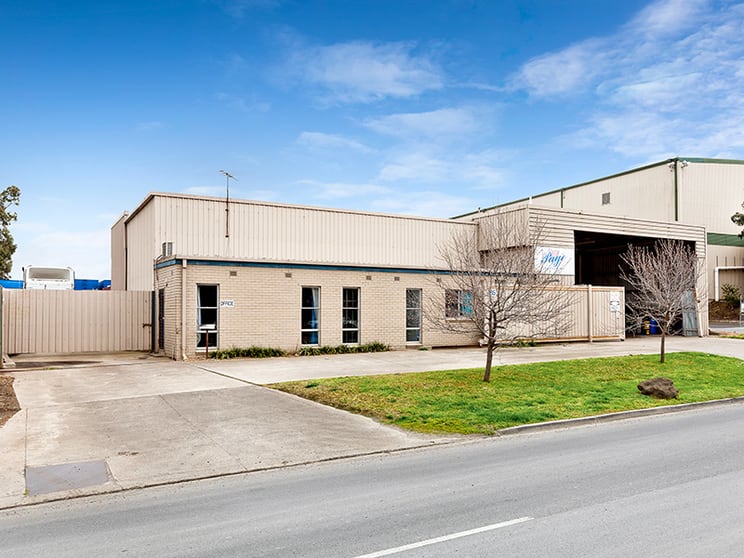 Click to view all images 36 Tullamarine Park Road Tullamarine VIC 3043 - Image 2