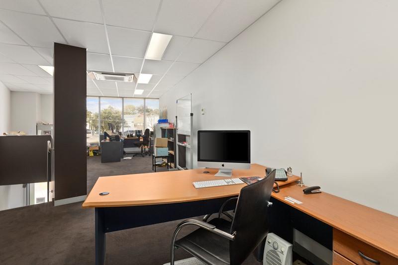 Click to view all images 29-31 Clarice Road Box Hill South VIC 3128 - Image 3
