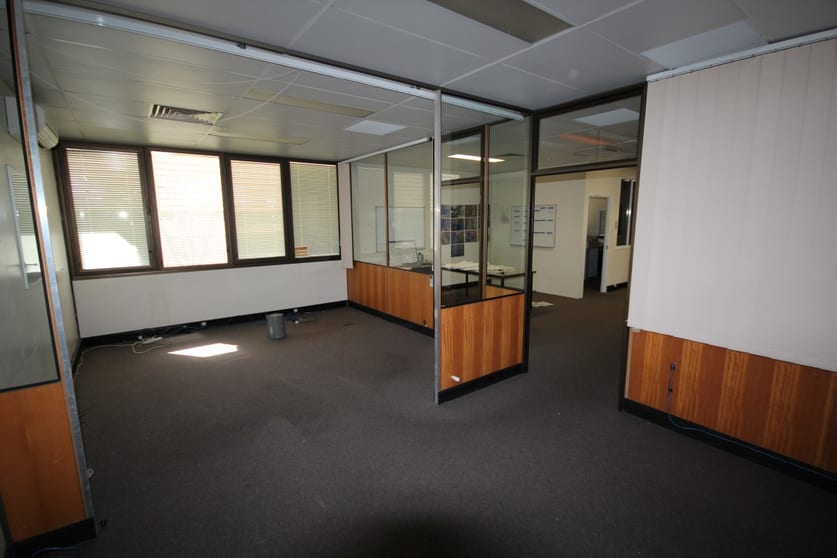 Click to view all images 97 Perkins Street West Railway Estate QLD 4810 - Image 3
