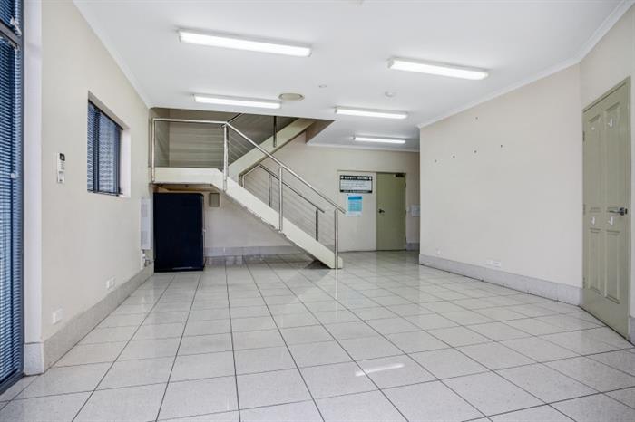 Click to view all images Unit 2, 15 Arunga Drive Beresfield NSW 2322 - Image 2