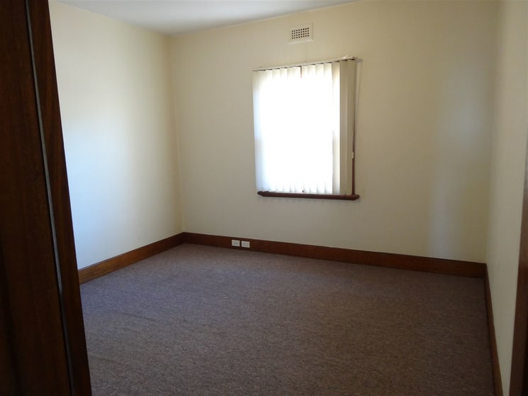 12 Reeves Street Burnie TAS 7320 - Image 3