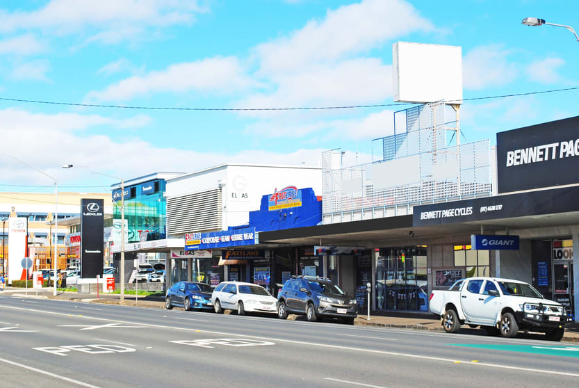 Click to view all images 589 Ruthven Street Toowoomba City QLD 4350 - Image 2