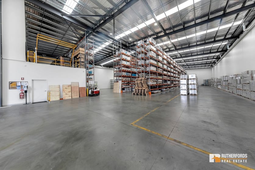 Click to view all images 45 Ricky Way Epping VIC 3076 - Image 3