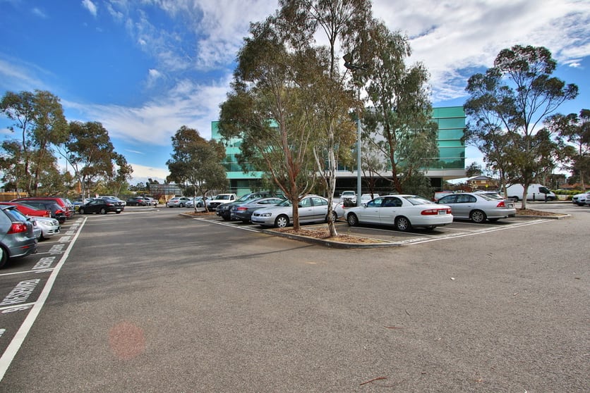 Click to view all images 7/2 Enterprise Drive Bundoora VIC 3083 - Image 2