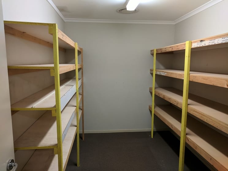 Click to view all images Unit 3, 164 Pacific Highway Coffs Harbour NSW 2450 - Image 3