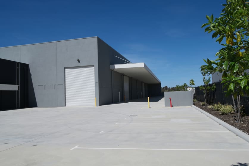 Click to view all images 190 Beringarra Avenue Malaga WA 6090 - Image 2