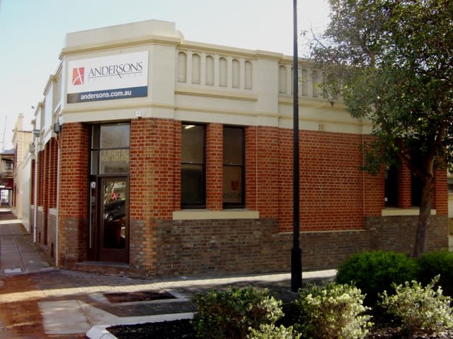 Click to view all images 17 Divett Street Port Adelaide SA 5015 - Image 1