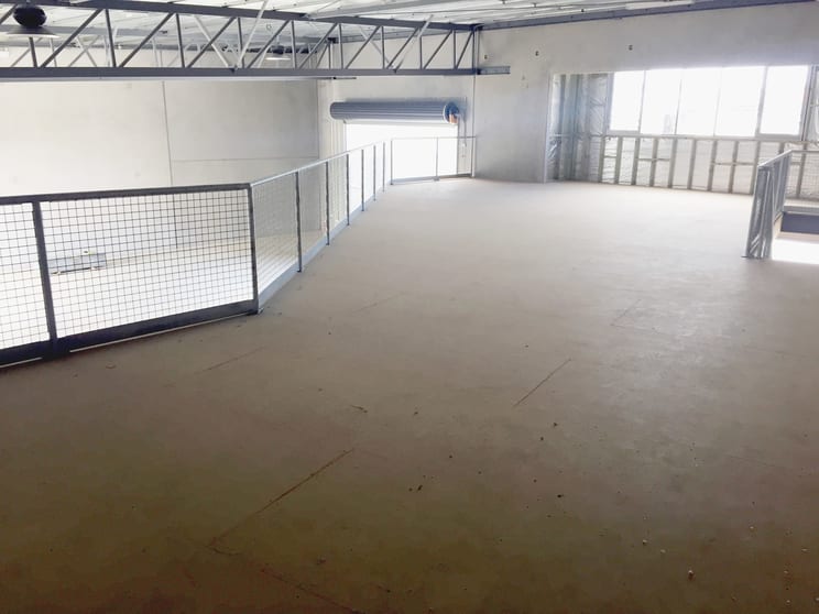 Click to view all images Unit 4, 7 Collison Place Coffs Harbour NSW 2450 - Image 2