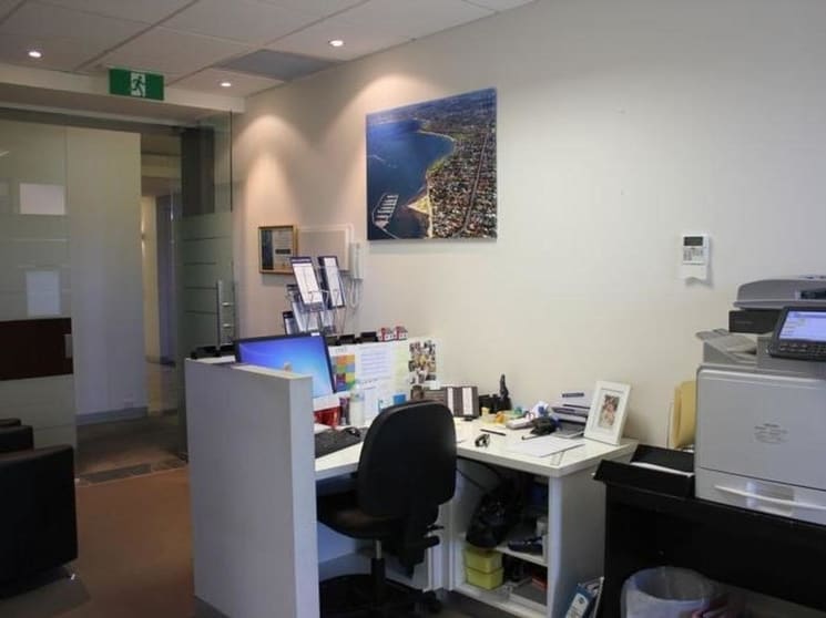 Click to view all images 117/3 Male Street Brighton VIC 3186 - Image 1