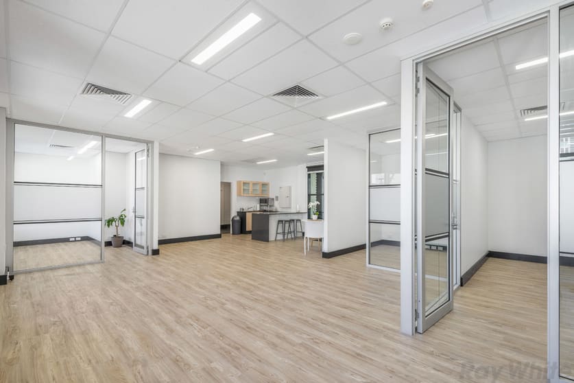 Click to view all images 17/14 Browning Street South Brisbane QLD 4101 - Image 1